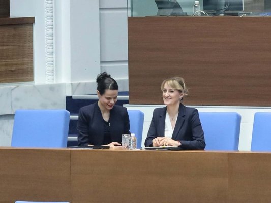 Sağlık Bakanı Peptidler Hakkında: Damar Yoluyla İlaçları Sadece Uzmanlar Uygulayabilir