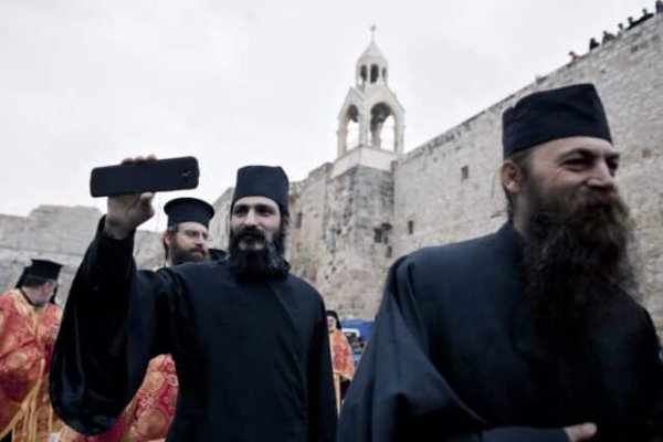 Yapay Zeka İsa? Kilise Liderleri İçin Yeni Teknolojiler, Yeni İkilemler