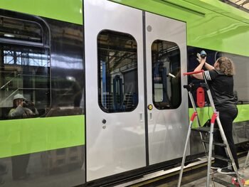 Troleybüs ve Tramvaylardan Sonra Bulgaristan'ın Modern Trenleri de Çekya'dan