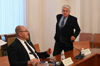 Boyko Raşkov: Varnalı Bir Vatandaş Nevzorov'a Yardım Ediyor