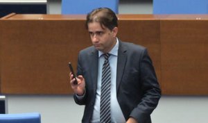Bojanov: Savcılık, Geri-Nikol ve Drankata ile Bağlantılı Emlak Dolandırıcılığı Soruşturmasını Örttü