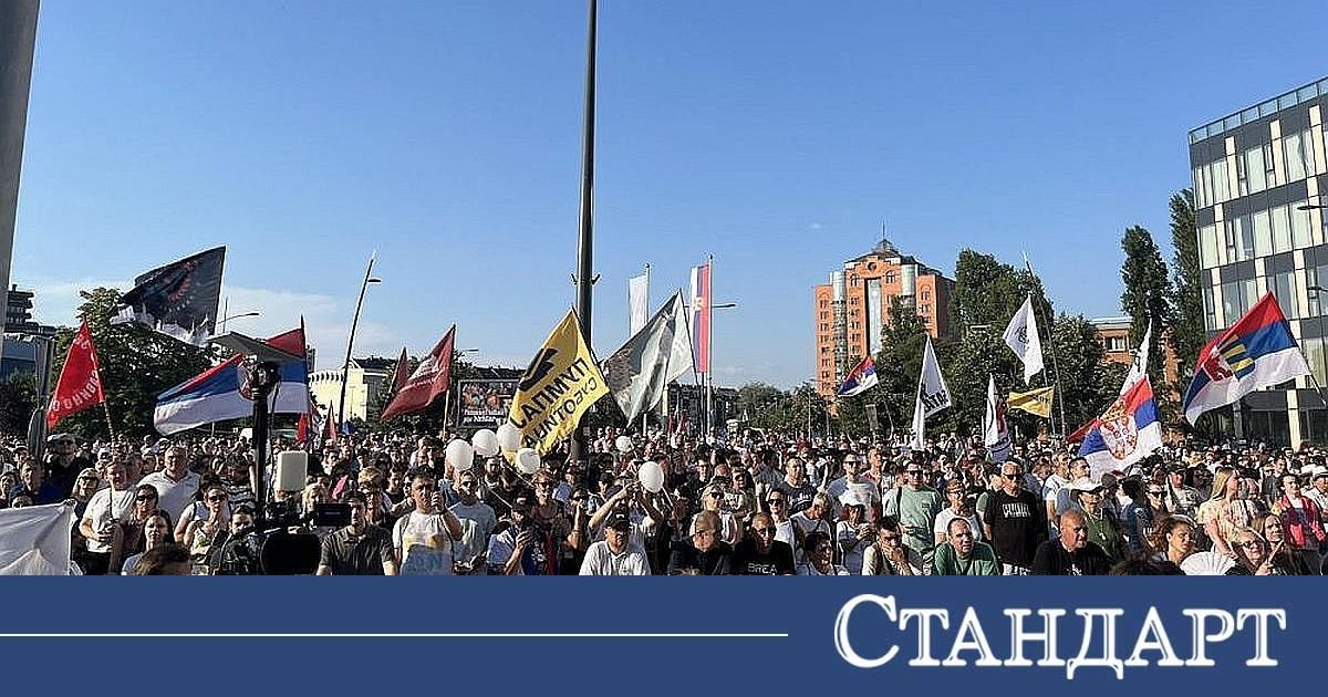 Novi Sad Seçim İstedi, Vucic Yönetimine Sert Protesto