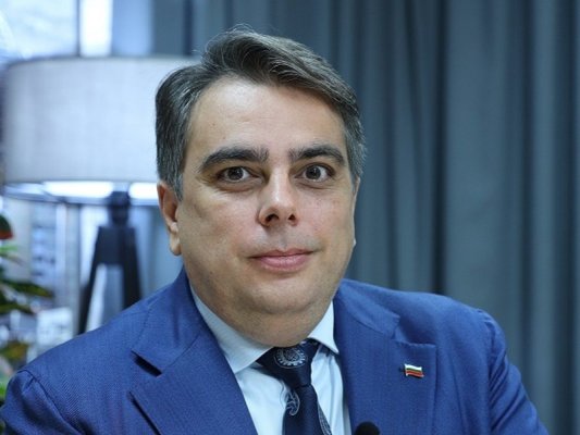 Asen Vasilev: Bütçe Tasarısı Berbat Durumda
