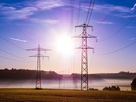 İş Devleri 1,5 Trilyon Dolar Gelirle Ekonominin Acilen Elektrifikasyonu Çağrısı Yaptı