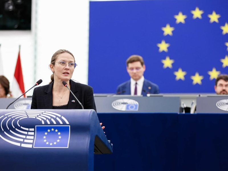 Tsvetelina Penkova: Elektrifikasyon, Avrupa'nın Uygun Elektrik Fiyatlarına Giden Yoludur
