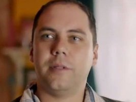 Tekrarlayan Pedofil Suçlunun Evinde Bulunan 3 USB Bellekte Çıplak Fotoğraflar ve Küçük Erkek Çocuklarla Pozları