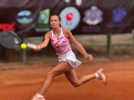 Rositsa Dençeva Zagreb'de Çiftler Finalinde