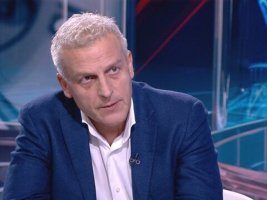 Petır Moskov: Devlet Sağlık Hizmetlerinin Belkemiği Yapılarını Yok Ediyor