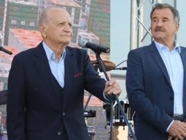 Georgi ve Stefan Miluşev Bu Yıl Kendilerine Üç Yeni Zora Mağazası Hediye Ediyor