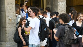 Yedinci Sınıf Öğrencileri Hristo Rayanov'un Eserini Yeniden Anlattı