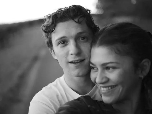 Tom Holland, Zendaya ile Evliliğini Doğruladı