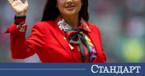Dünya Kupası'nda Ateşli Görüntü! Salma Hayek Hayranlarının Nefesini Kesti