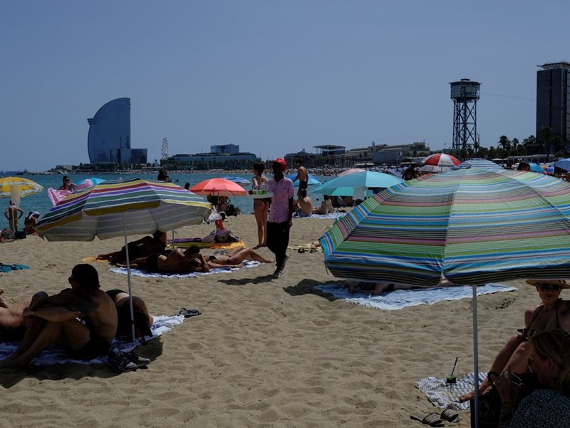 Avrupa Plajlarına 'İnsan Yiyen' Bakteri Tehdidi