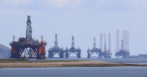 İran Petrolü Geri Dönüyor ve Küresel Piyasaları Sarsıyor