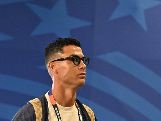 Dünya, Cristiano Ronaldo’nun Özbekistan’a Karşı Sahaya Çıkmasını Bekliyor