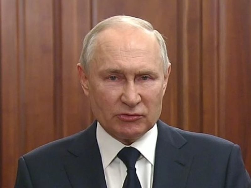 Putin: Ukrayna, Rusya'yı İstikrarsızlaştırmak İçin Sivil Hedeflere İHA'larla Saldırıyor