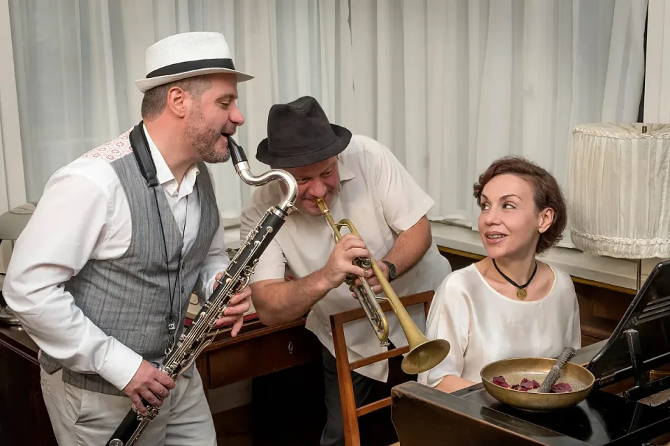 Wladigeroff trio, (1)