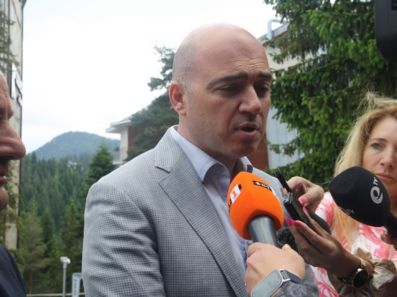İlin Dimitrov: Sezonun Yavaş Başlangıcına Rağmen Turist Sayısında %2-3 Artış Bekliyoruz