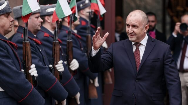 Bulgaristan Eski Cumhurbaşkanı, Beklenen Seçim Zaferini İtibarsızlaştırma Planı Yapıldığını İddia Ediyor