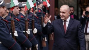Bulgaristan Eski Cumhurbaşkanı, Beklenen Seçim Zaferini İtibarsızlaştırma Planı Yapıldığını İddia Ediyor