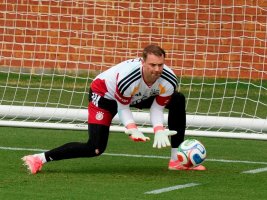 40 Yaşındaki Almanya Kalecisi Manuel Neuer Formda Kalma Sırrını Açıkladı