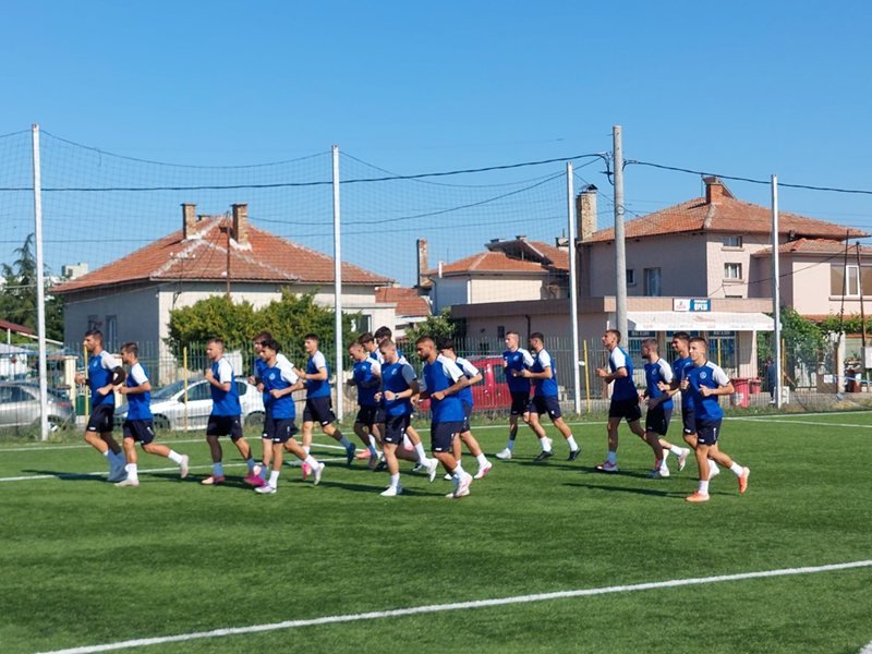 Ludogorets ile 4 Kez Şampiyon Olan Kaleci Chernomorets'e Katıldı