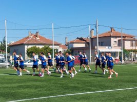 Ludogorets ile 4 Kez Şampiyon Olan Kaleci Chernomorets'e Katıldı