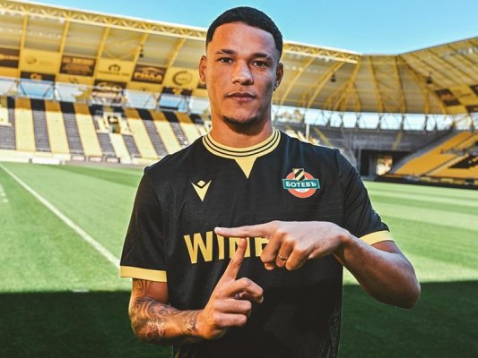 Botev (Plovdiv) Üç Futbolcuyla Yollarını Ayırdı