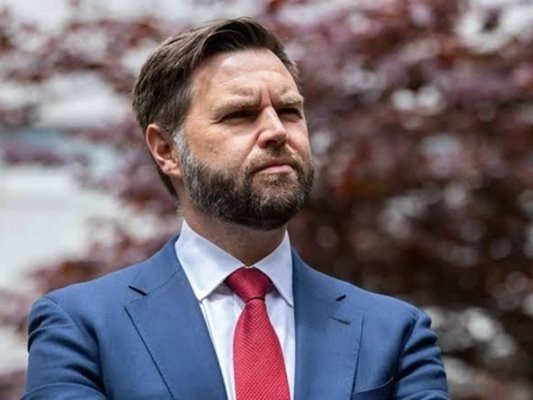JD Vance Yine de İran'la Müzakereler İçin İsviçre'ye Gidiyor