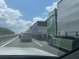 Trakya Otoyolu'nda Onarım Nedeniyle 50 TIR'dan Oluşan Kuyruk