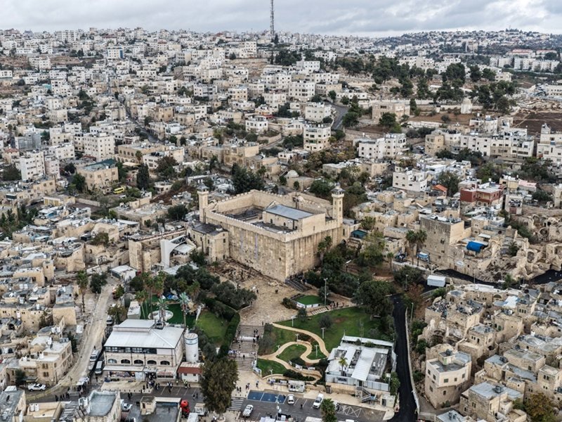 İsrail, Hebron'daki Kutsal Yer Yetkilerini Filistin'den Aldı