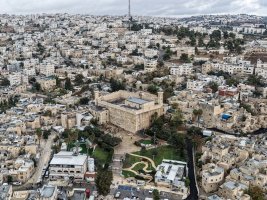 İsrail, Hebron'daki Kutsal Yer Yetkilerini Filistin'den Aldı