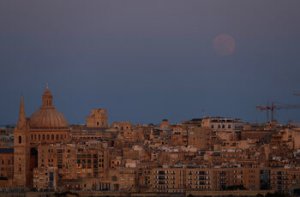 Malta Aşırı Açık Prosedürünü Kapatmayı Başardı