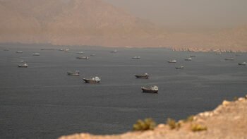 İran, Hürmüz Boğazı'ndan Her Geçişi Denetim Altına Almak İstiyor
