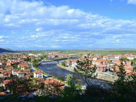 Krichim'de Sarhoş Adam Büyükannesine ve Polise Saldırdı