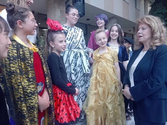 Yotova Küçük Tiyatroculara Doğru Nefes Almayı ve Konuşmayı Öğretti