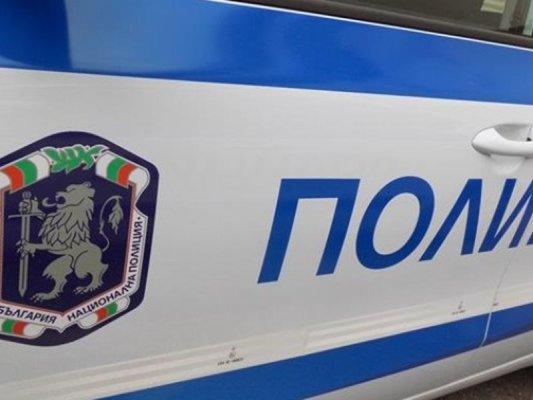 Sofya'daki Vladimir Vazov Bulvarı'nda Kaza Trafiği Zorlaştırıyor