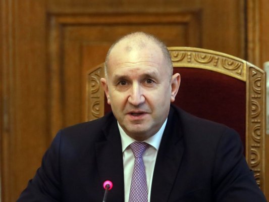 Rumen Radev İçin En Değerlisi: Çocuklarının Tebrikleri ve Desislava'nın Sürprizi