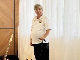 73 Yaşındaki Müzik Öğretmeni 10 Yaşındaki Kıza Cinsel Tacizden Yargılanıyor