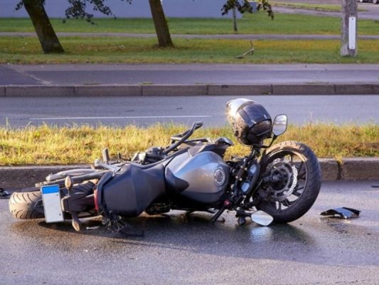 Dobriç'te Kavşakta Motosikletli Yaralandı
