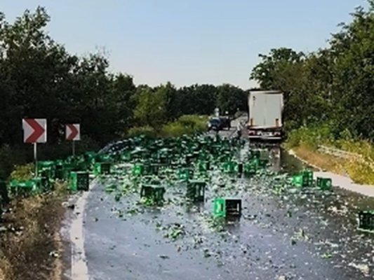 Rişki Geçidi'nde bira kasaları yola saçıldı (Video)