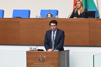 Pekanov: Ekonomiyi Boğmak İstemiyorsak %3 Açığa Ulaşmak Zor