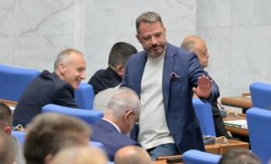 GERB'nin Uzun Süreli Milletvekili Delyan Dobrev Parlamentodan Ayrılıyor