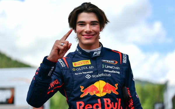 Uzmanlar Konuştu! Nikola Tsolov'un Formula 1'e Giriş Tarihi Belli Oldu