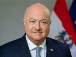 Avusturya Şansölyesi Stocker: AB, Putin ile Temasları Yeniden Başlatmalı
