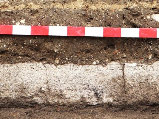 Herakleia Sintica'da Herakles Tapınağında Mozaik Keşfedildi