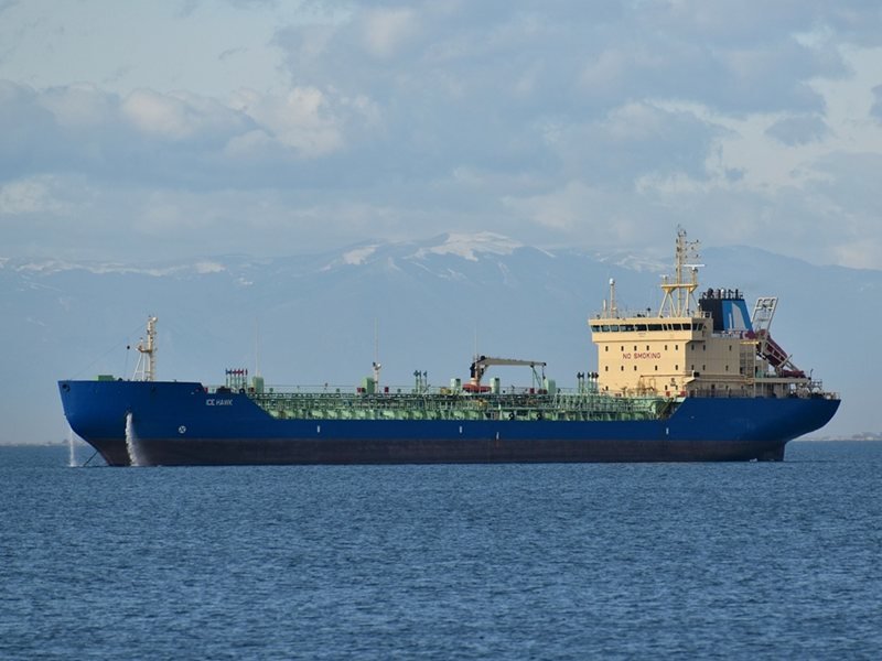 2 Milyon Varil Petrol Taşıyan İki Tanker Hürmüz Boğazı'ndan Geçti