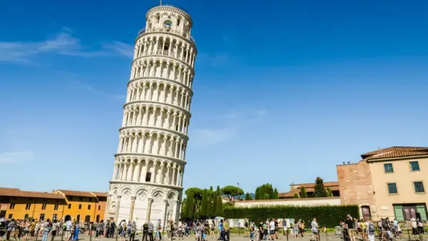 Pisa Kulesi Neden Yıkılmıyor?