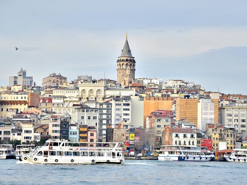 İstanbul'da Otel Müdürüne 13 Yıl Hapis: 4 Kişilik Aile Zehirlenerek Öldü