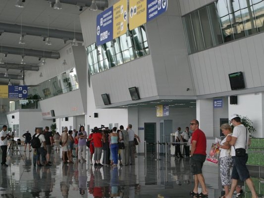 463 Bin Avro ile Doktorlar ve IT Uzmanları İngiltere ve Almanya'dan Döndü